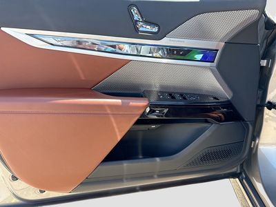 2023 BMW 7 Series — photo 22 view