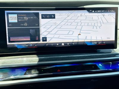 2023 BMW 7 Series — photo 32 view