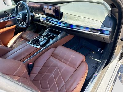 2023 BMW 7 Series — photo 14 view