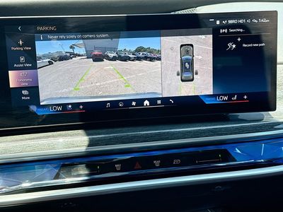 2023 BMW 7 Series — photo 33 view
