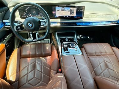 2023 BMW 7 Series — photo 16 view