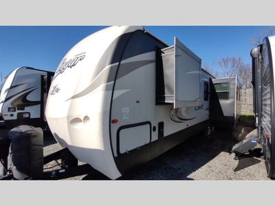 2017 Keystone RV Cougar X-Lite — rear three-quarter view