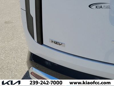 2027 Kia Telluride Hybrid - Photo 10