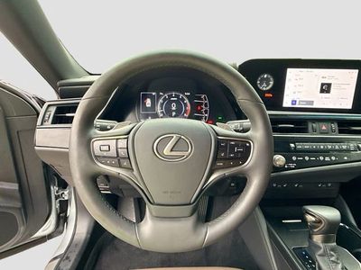 2023 Lexus ES - Photo 37