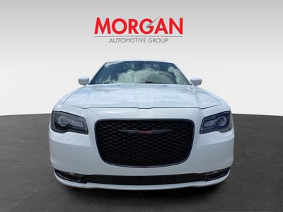 2023 Chrysler 300 - Photo 8