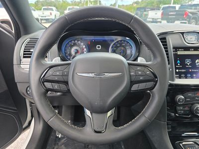 2023 Chrysler 300 - Photo 26