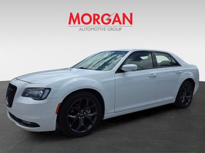 2023 Chrysler 300 - Photo 7