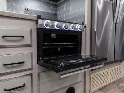 2022 Entegra Coach Vision XL - Photo 22