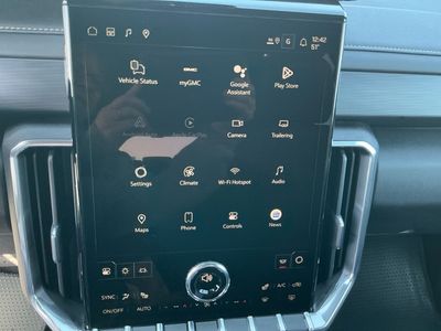 2026 GMC Acadia — photo 12 view