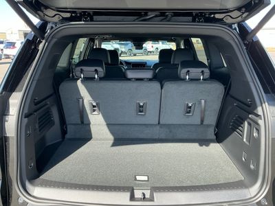 2026 GMC Acadia — photo 18 view