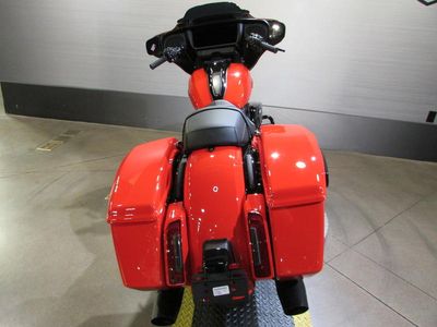 2026 Harley-Davidson FLHX - Street Glide — engine compartment view