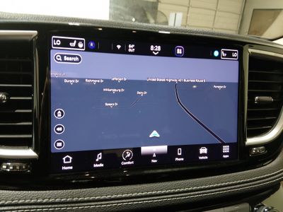 2023 Chrysler Pacifica - Photo 17