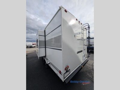2025 Coachmen RV Freedom Express Ultra Lite — detail view