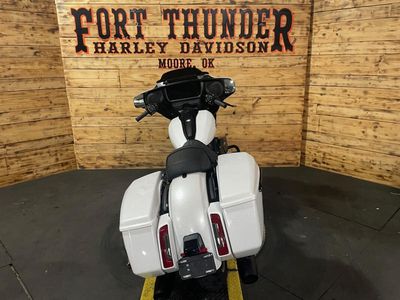 2025 Harley-Davidson FLHX - Street Glide — detail view