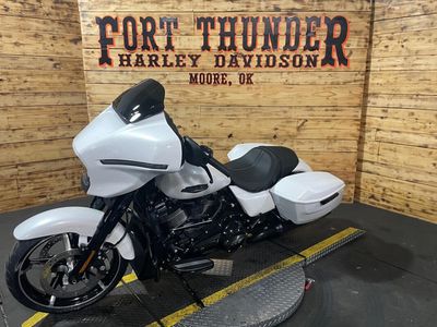 2025 Harley-Davidson FLHX - Street Glide — side profile view