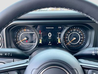 2026 Jeep Gladiator — photo 12 view