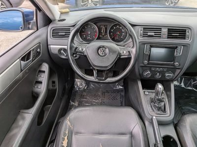 2017 Volkswagen Jetta - Photo 16