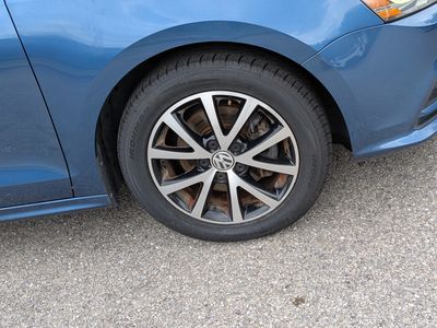 2017 Volkswagen Jetta - Photo 11