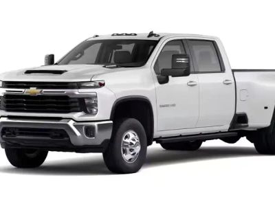2026 Chevrolet Silverado 3500 HD - Photo 3