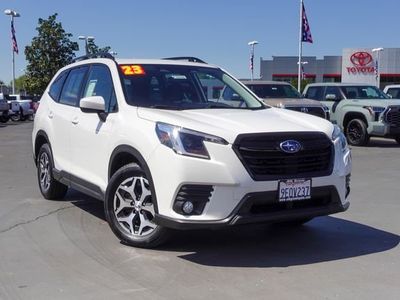 2023 Subaru Forester - Photo 2