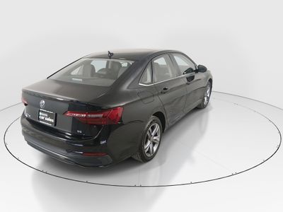 2024 Volkswagen Jetta — photo 7 view