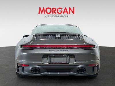 2023 Porsche 911 — photo 8 view