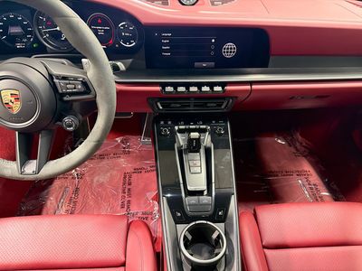 2023 Porsche 911 — photo 17 view
