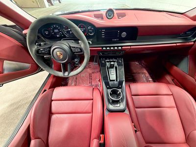2023 Porsche 911 — photo 14 view