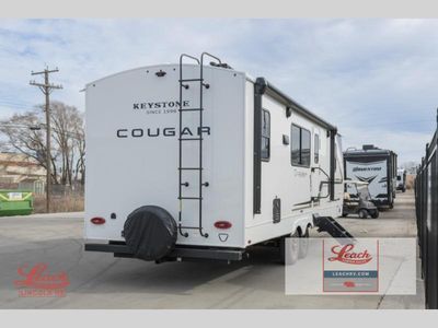 2026 Cougar Half-Ton 26LBW - Photo 9