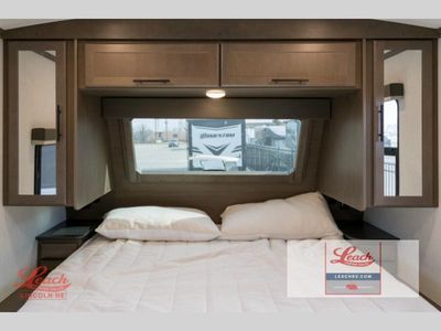 2026 Cougar Half-Ton 26LBW - Photo 21