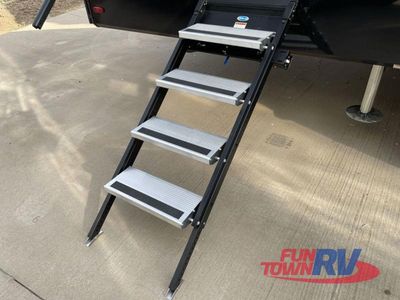 2026 Brinkley Model Z — photo 8 view