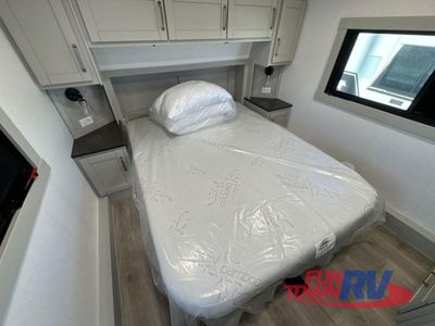 2026 Brinkley Model Z — photo 41 view