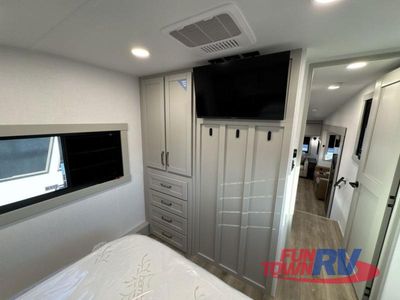2026 Brinkley Model Z — photo 44 view
