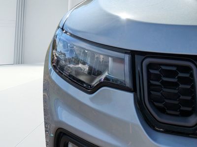 2026 Jeep Compass — photo 8 view