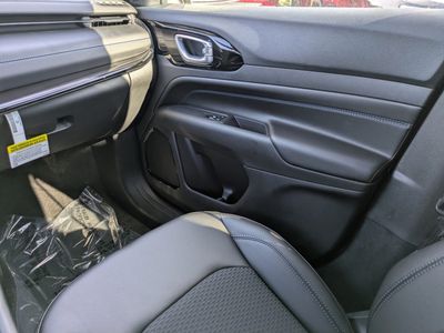 2026 Jeep Compass — photo 15 view