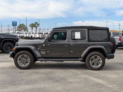 2021 Jeep Wrangler - Photo 2