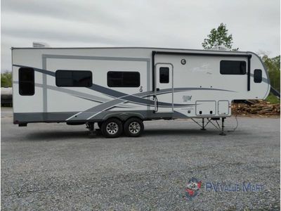 2021 Highland Ridge RV Roamer - Photo 10