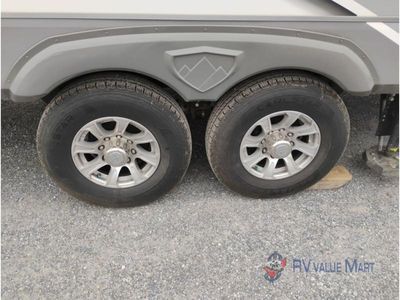2021 Highland Ridge RV Roamer - Photo 15