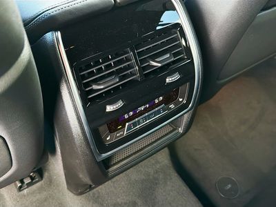 2026 BMW X6 — photo 19 view