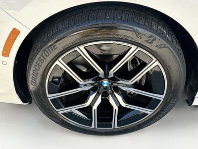 2023 BMW 7 Series — photo 35 view