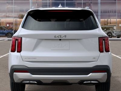 2026 Kia Sorento Hybrid - Photo 13