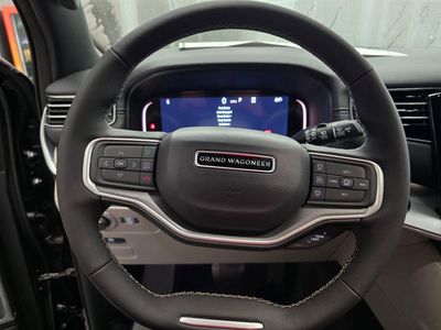 2026 Jeep Grand Wagoneer - Photo 18
