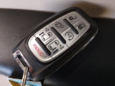2023 Chrysler Voyager - Photo 15