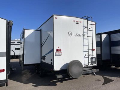 2022 Forest River RV Wildcat — photo 9 view