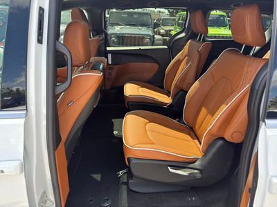 2026 Chrysler Pacifica - Photo 30