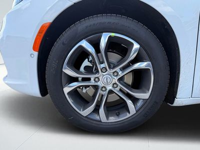 2026 Chrysler Pacifica - Photo 9