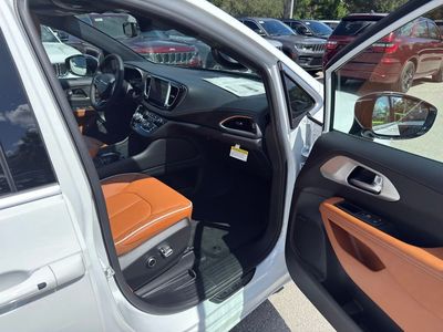 2026 Chrysler Pacifica - Photo 33