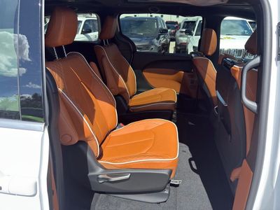 2026 Chrysler Pacifica - Photo 35