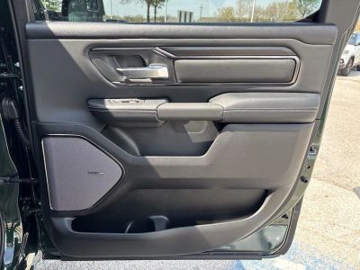 2026 RAM 1500 — photo 41 view