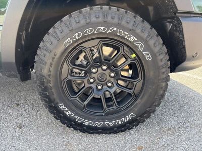 2026 RAM 1500 — photo 36 view